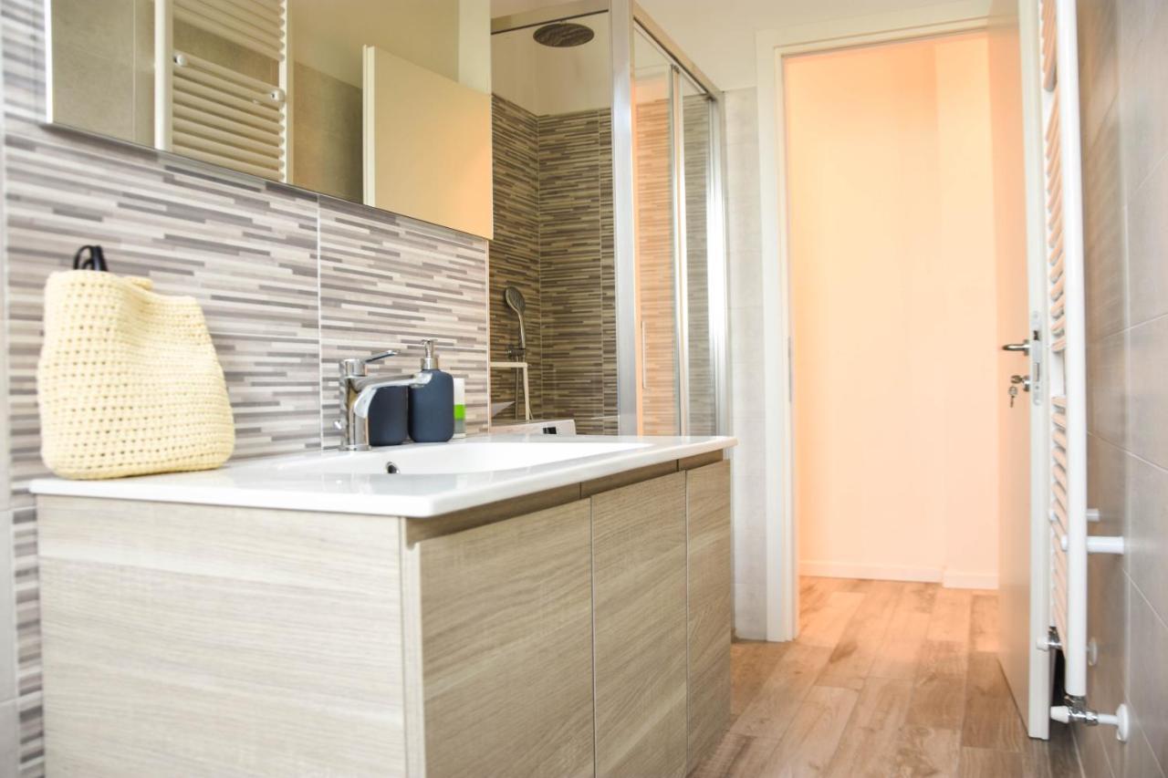 Bologna Accommodation - Fiera - Self Checkin - 24H Екстер'єр фото