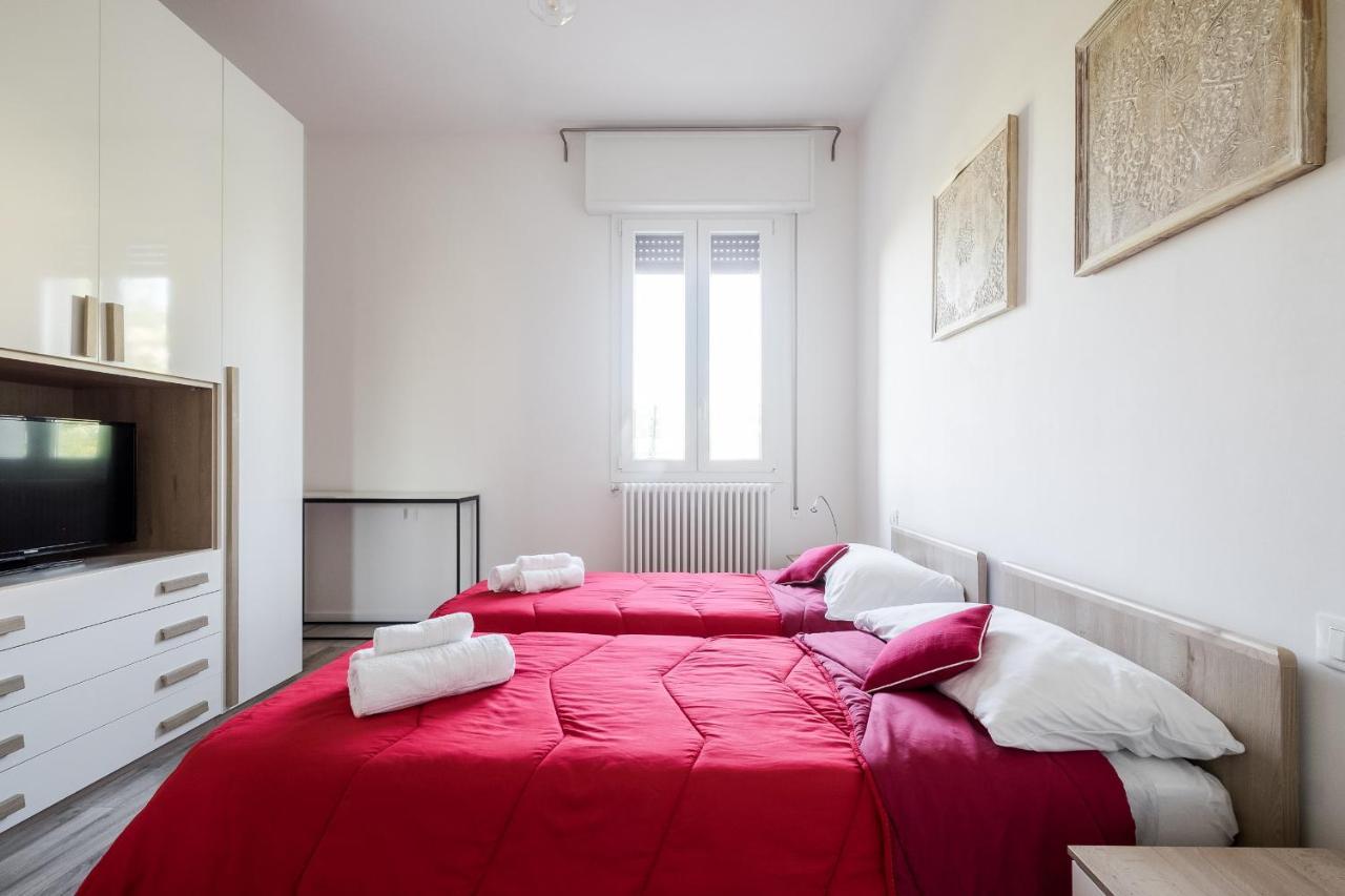 Bologna Accommodation - Fiera - Self Checkin - 24H Екстер'єр фото