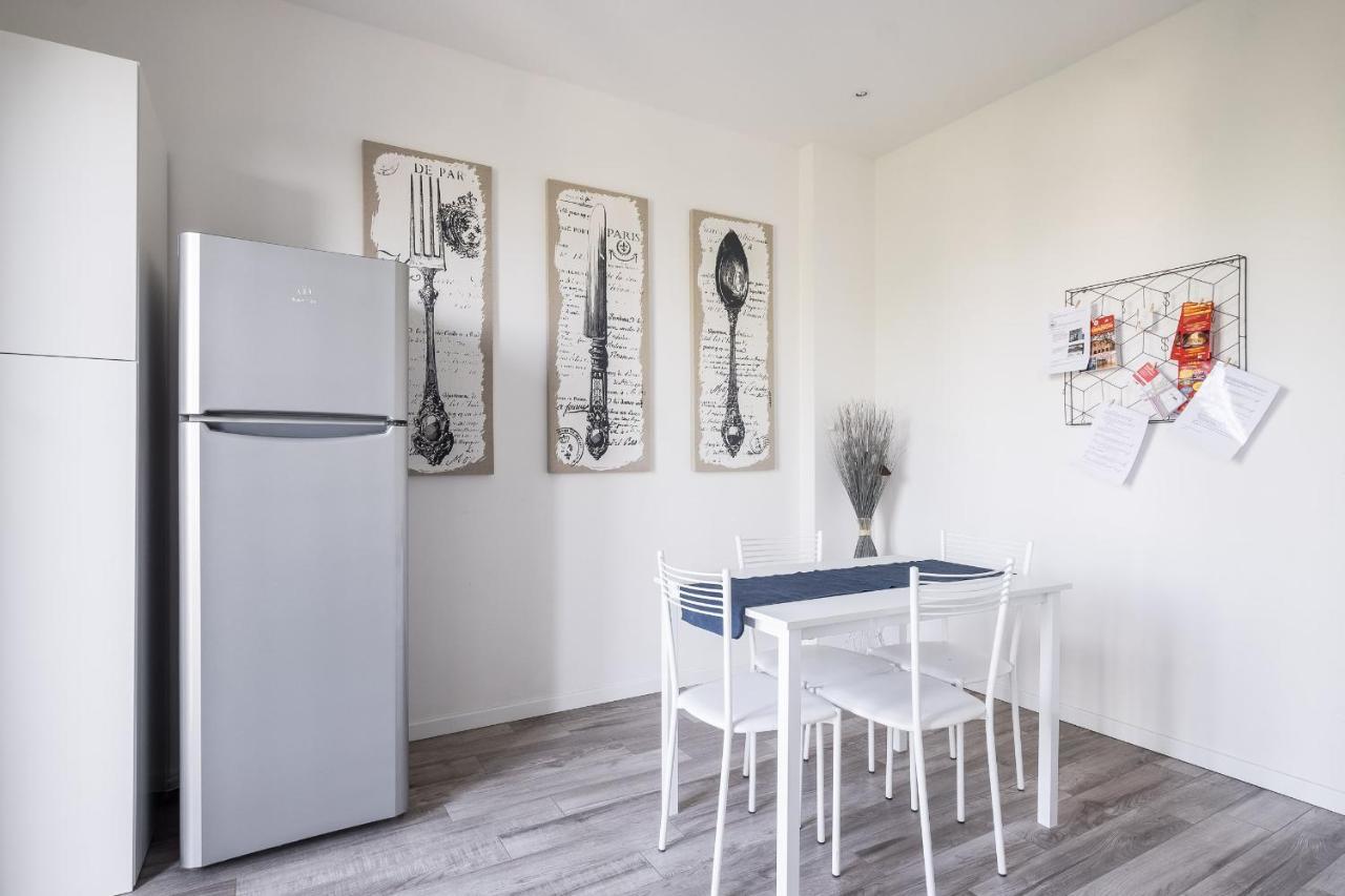 Bologna Accommodation - Fiera - Self Checkin - 24H Екстер'єр фото
