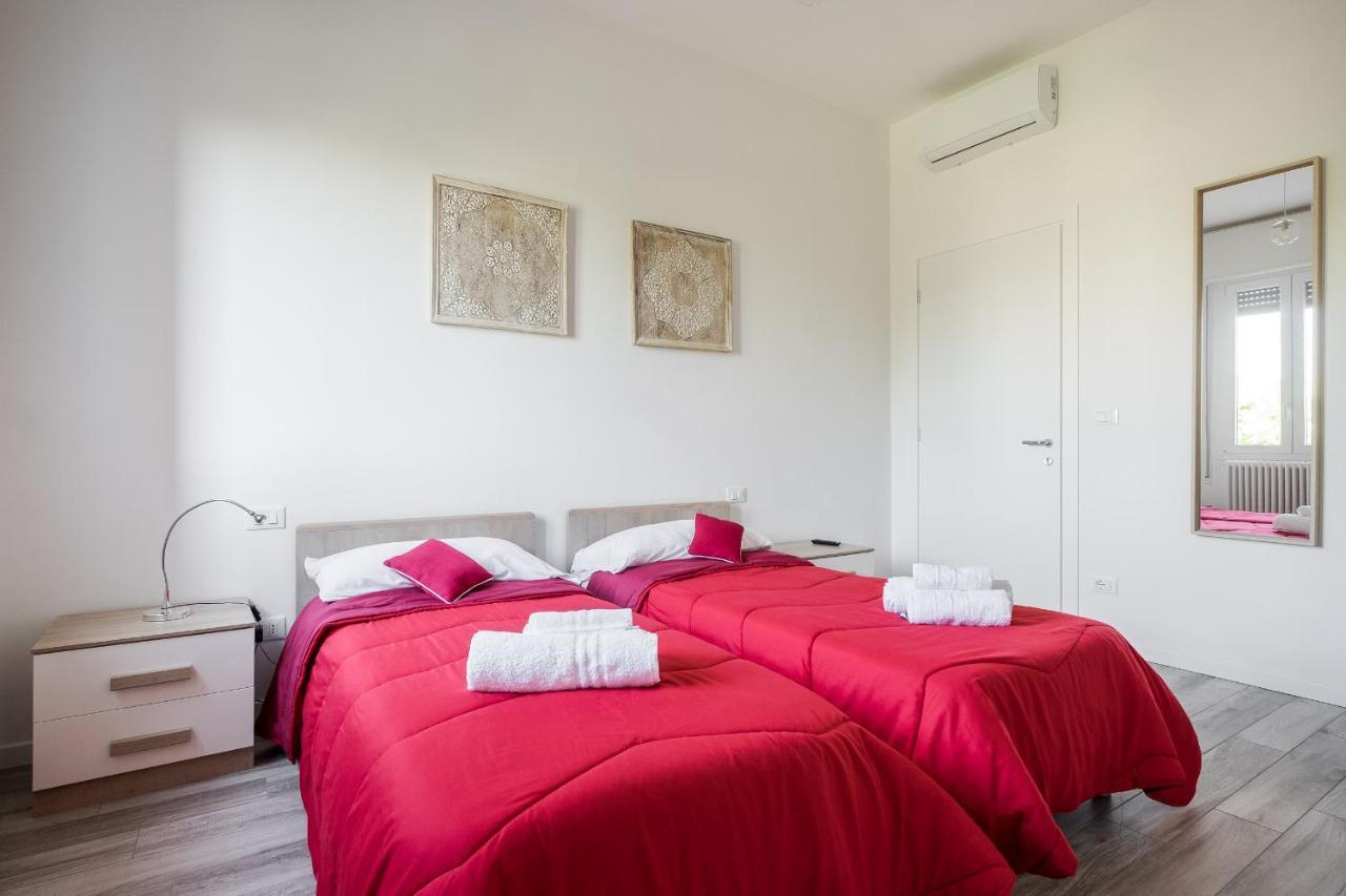 Bologna Accommodation - Fiera - Self Checkin - 24H Екстер'єр фото