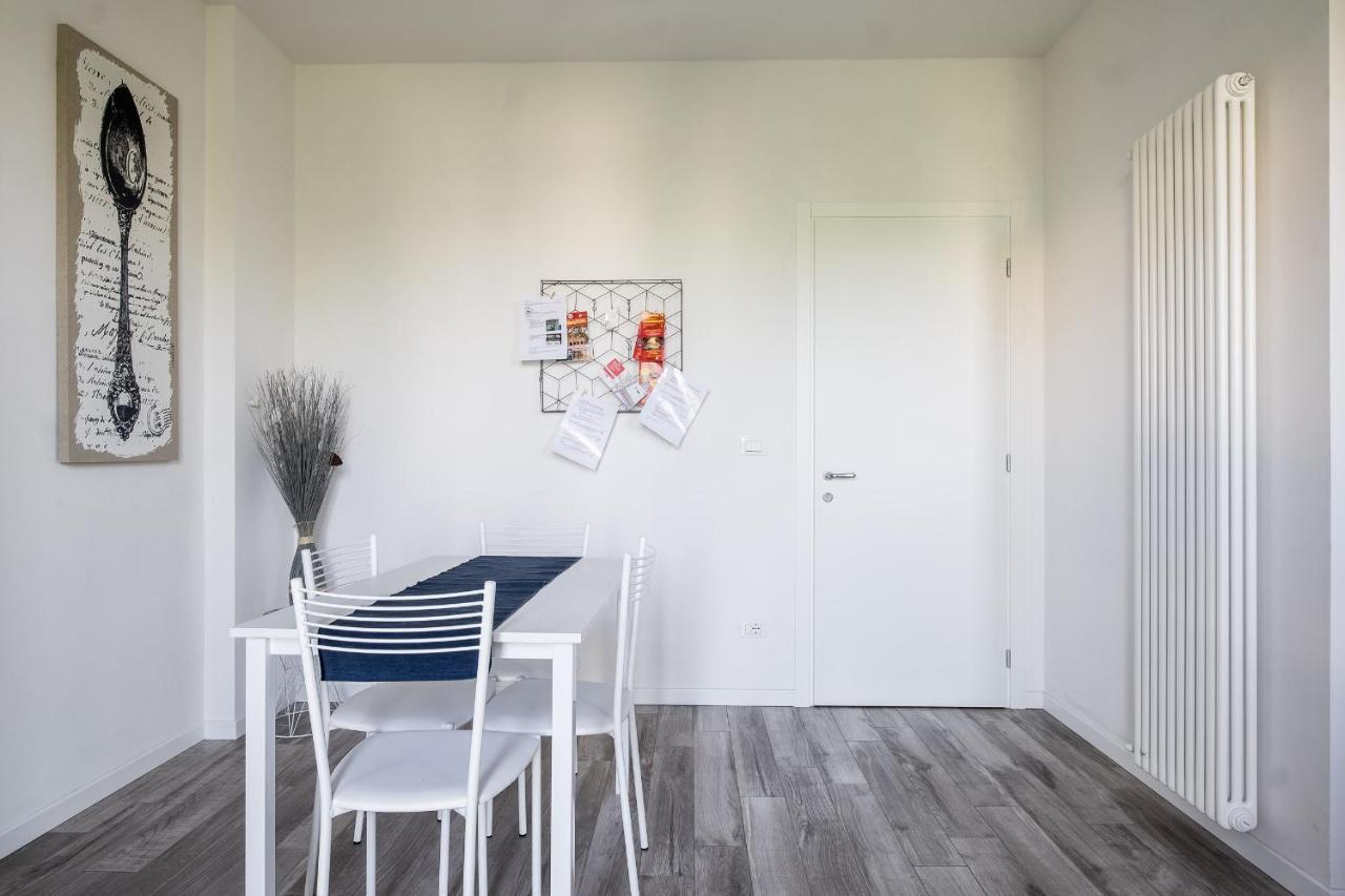 Bologna Accommodation - Fiera - Self Checkin - 24H Екстер'єр фото